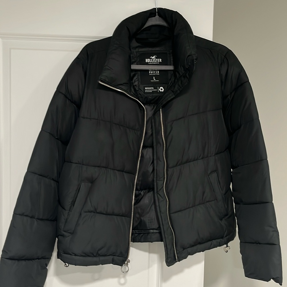 Hollister puffer coat